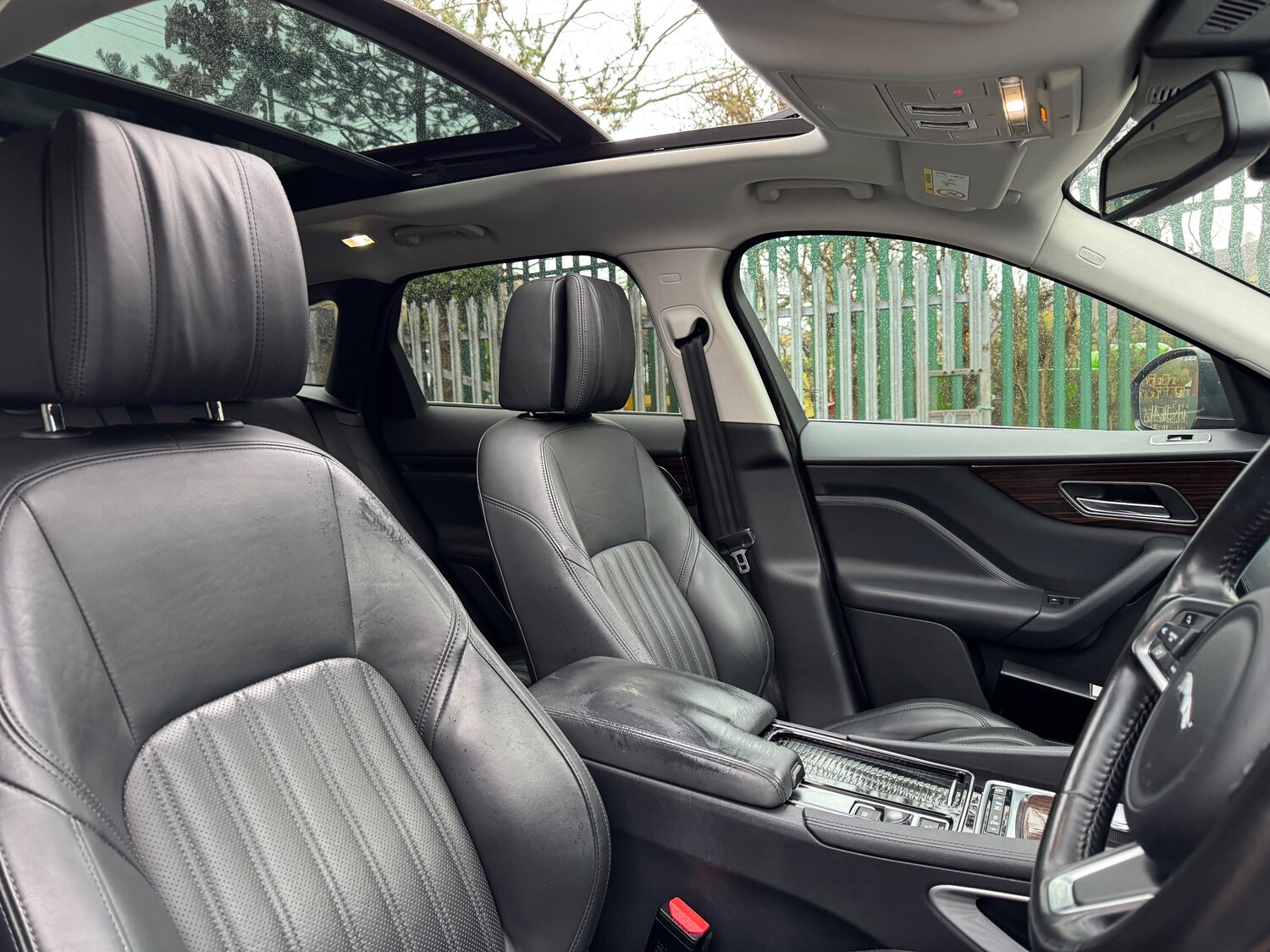 Used Jaguar F-Pace 2017 for sale - 76416485: Photo 13