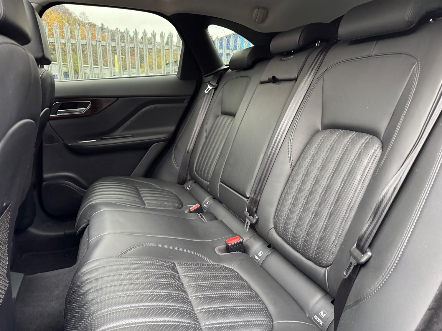 Used Jaguar F-Pace 2017 for sale - 76416485: Photo 31