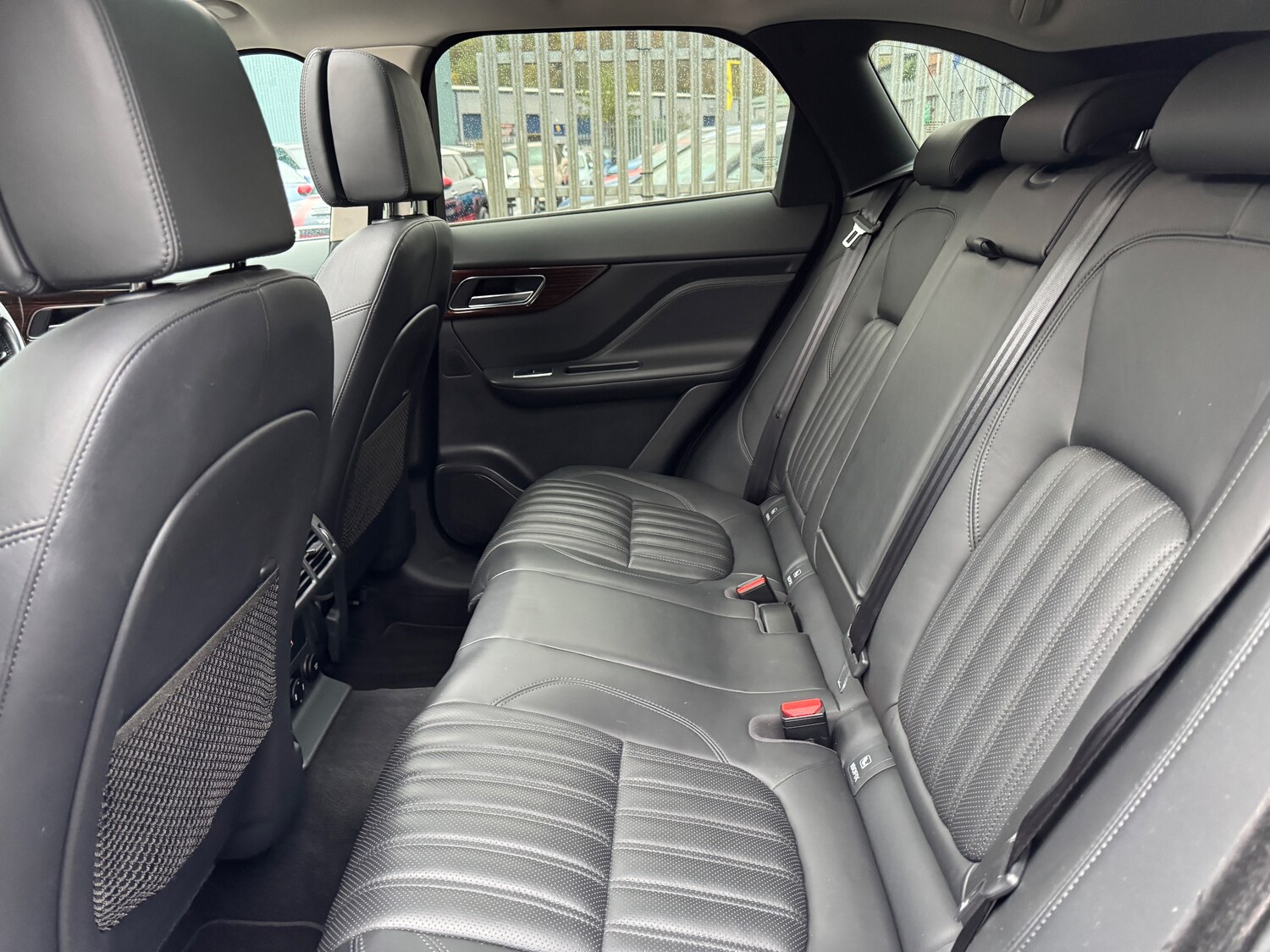 Used Jaguar F-Pace 2017 for sale - 76416485: Photo 32