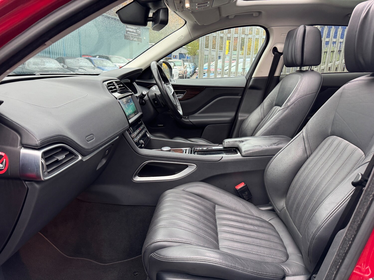 Used Jaguar F-Pace 2017 for sale - 76416485: Photo 37