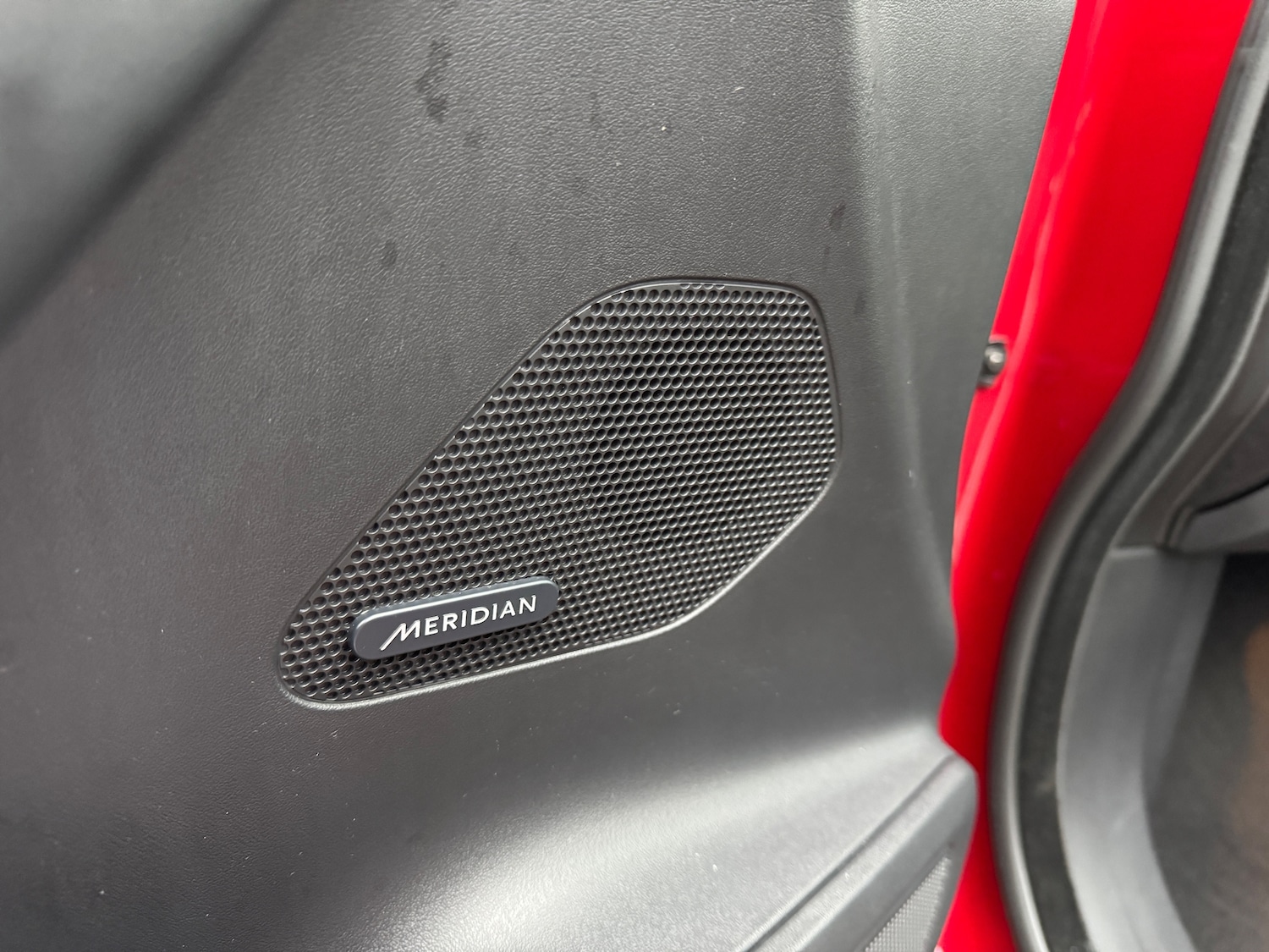 Used Jaguar F-Pace 2017 for sale - 76416485: Photo 40