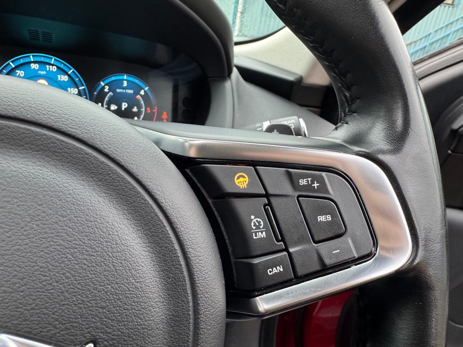 Used Jaguar F-Pace 2017 for sale - 76416485: Photo 48