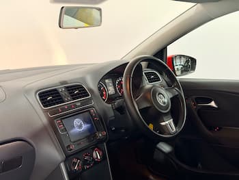 Used Volkswagen Polo 2011 for sale - 79691770: Photo