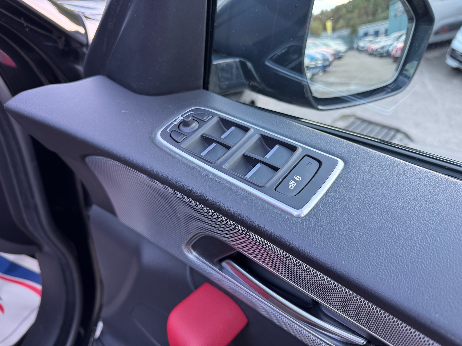 Used Jaguar F-Pace 2017 for sale - 75982933: Photo 16