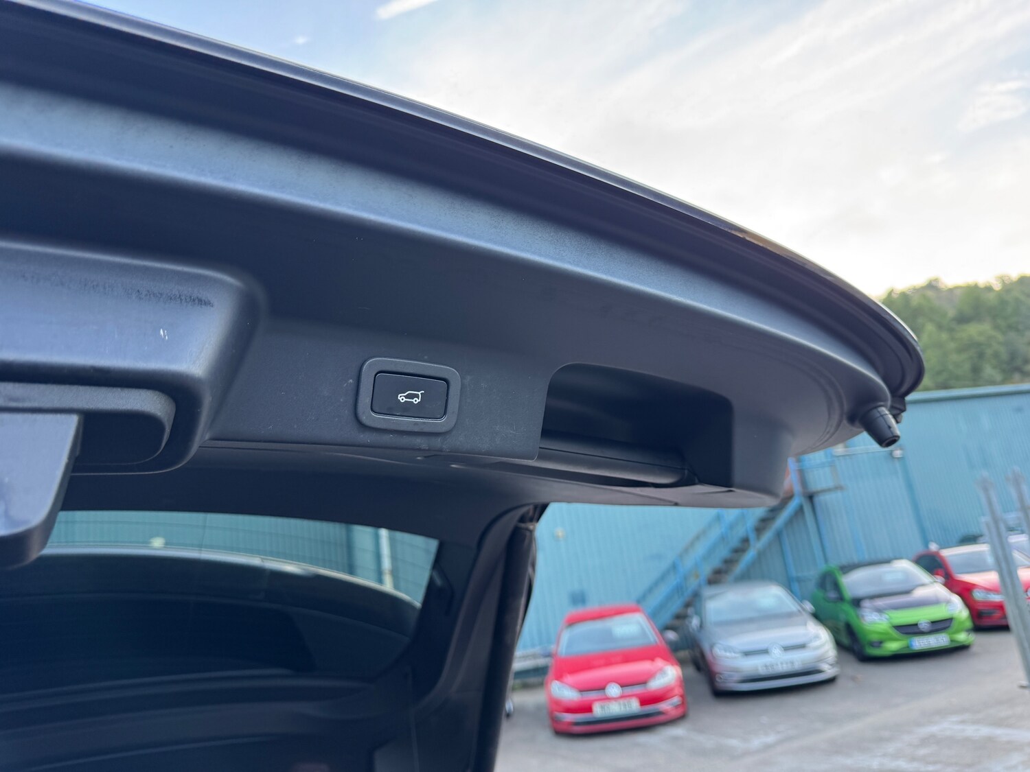 Used Jaguar F-Pace 2017 for sale - 75982933: Photo 25