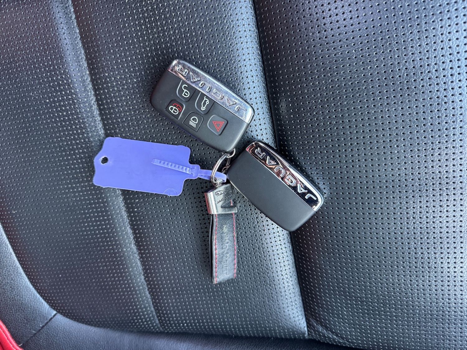 Used Jaguar F-Pace 2017 for sale - 75982933: Photo 35