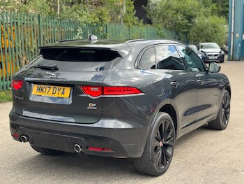 Used Jaguar F-Pace 2017 for sale - 78840661: Photo