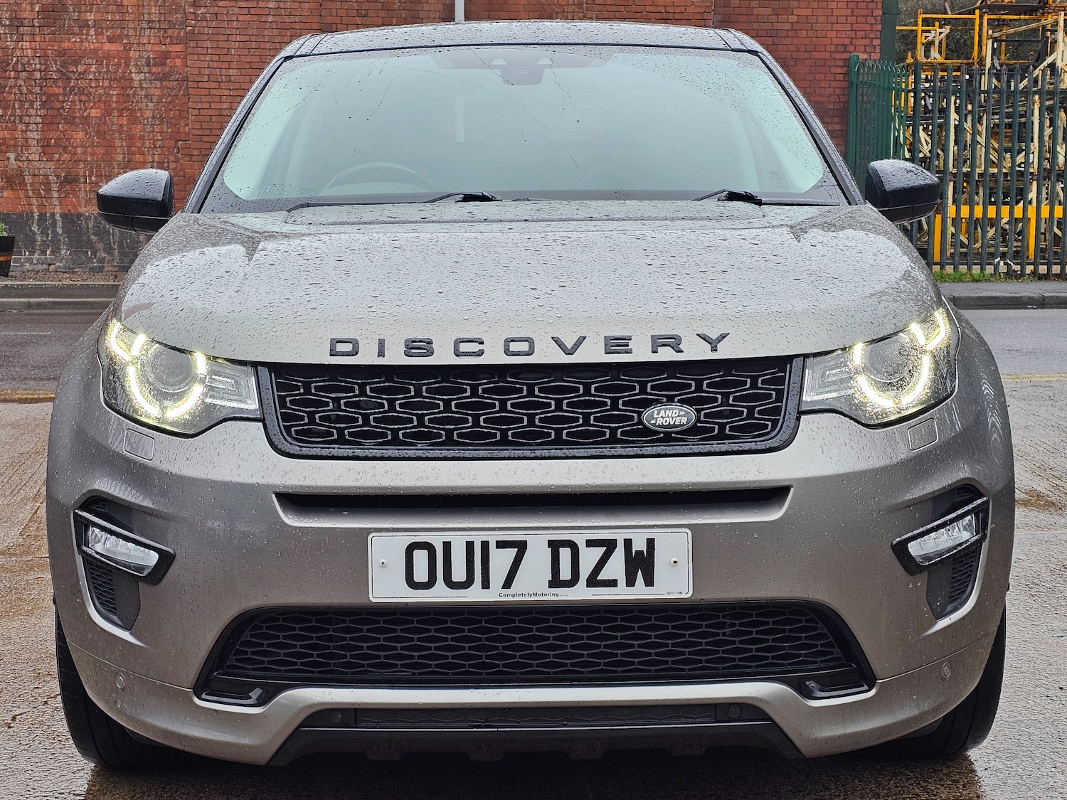 Used Land Rover Discovery Sport 2017 for sale - 77506113: Photo 2