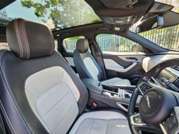 Used Jaguar F-Pace 2018 for sale - 75304374: Photo