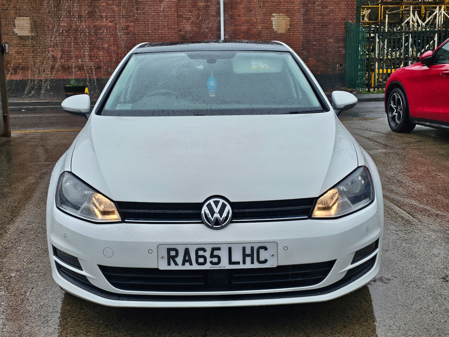 Used Volkswagen Golf 2015 for sale - 77392268: Photo 2