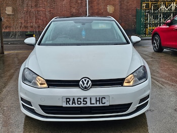 Used Volkswagen Golf 2015 for sale - 77392268: Photo