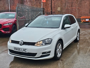 Used Volkswagen Golf 2015 for sale - 77392268: Photo
