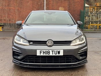 Used Volkswagen Golf 2018 for sale - 77019196: Photo