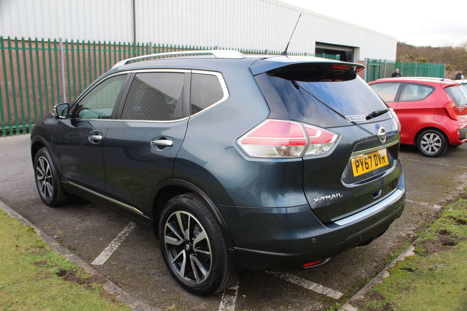 Used Nissan X-Trail 2017 for sale - 77421265: Photo 3