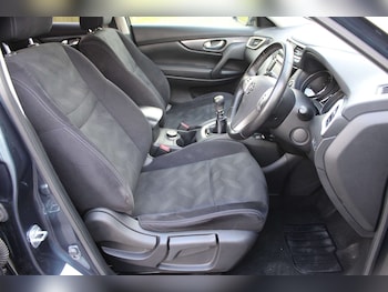 Used Nissan X-Trail 2017 for sale - 77421265: Photo