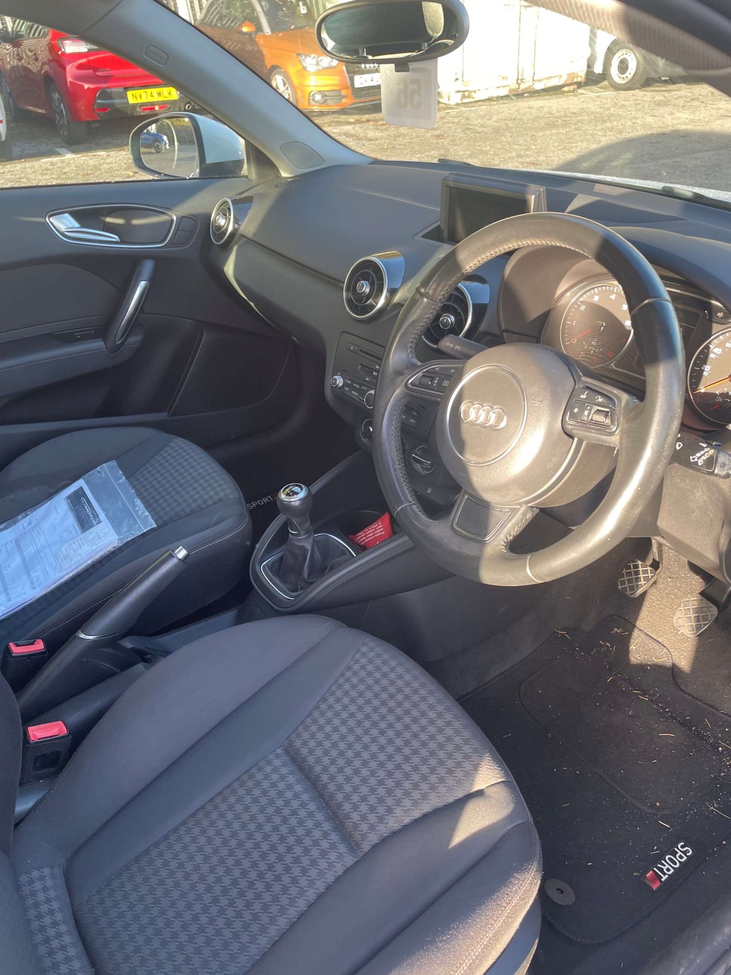 Used Audi A1 2015 for sale - 76611773: Photo 6