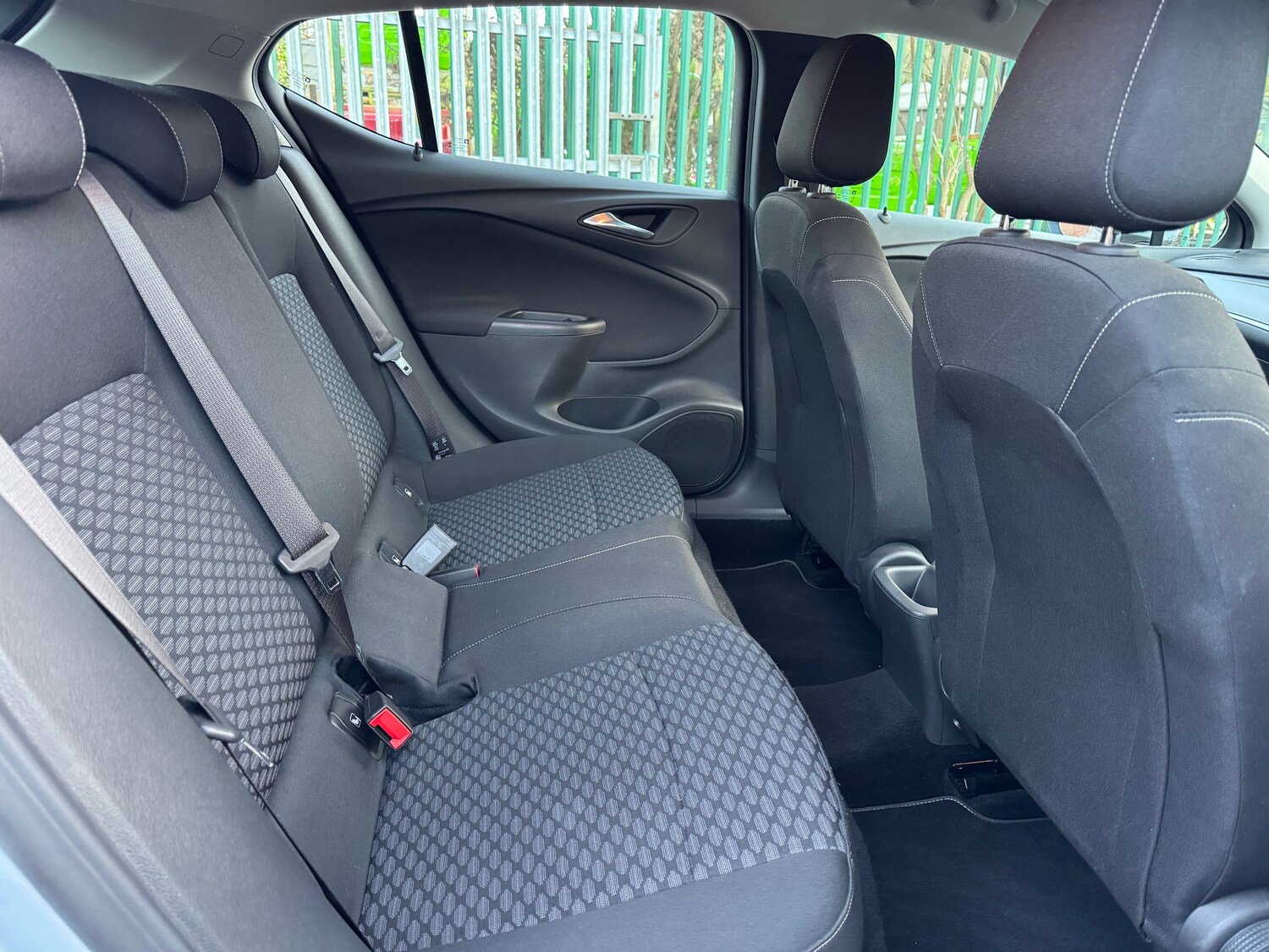 Used Vauxhall Astra 2017 for sale - 76534998: Photo 14