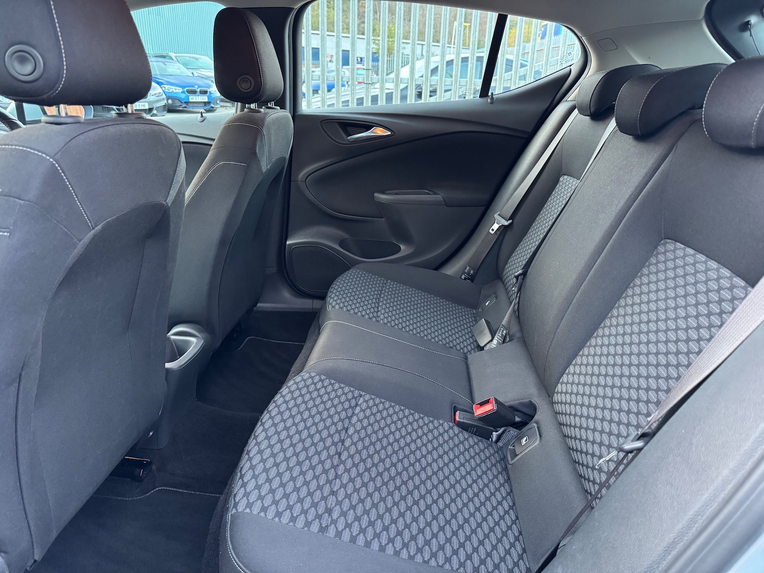 Used Vauxhall Astra 2017 for sale - 76534998: Photo 18