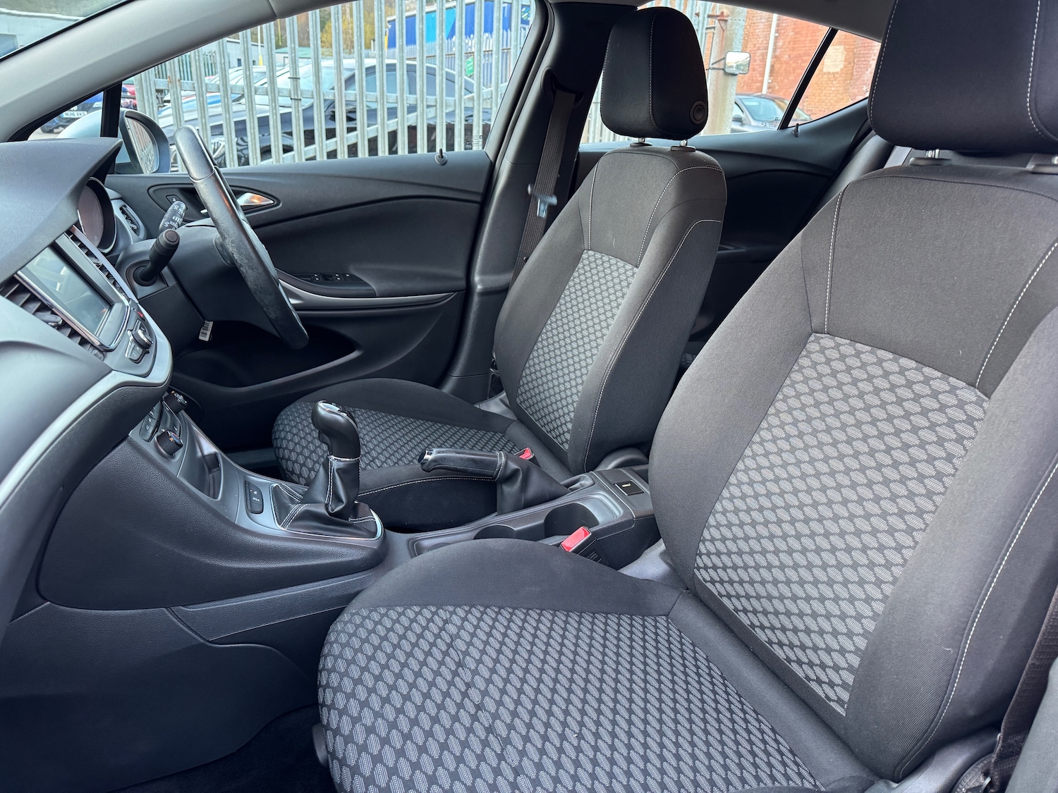 Used Vauxhall Astra 2017 for sale - 76534998: Photo 23