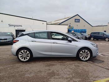 Used Vauxhall Astra 2017 for sale - 76534998: Photo