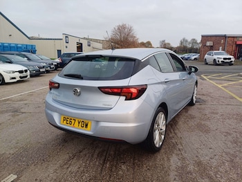 Used Vauxhall Astra 2017 for sale - 76534998: Photo