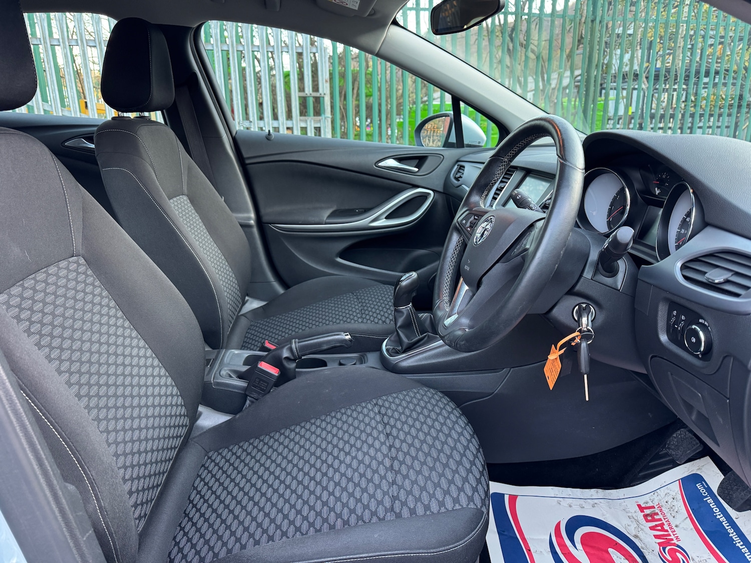 Used Vauxhall Astra 2017 for sale - 76534998: Photo 9