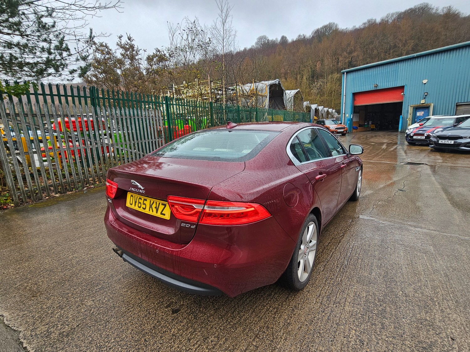 Used Jaguar XE 2015 for sale - 77904289: Photo 6
