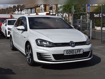 Used Volkswagen Golf 2015 for sale - 78341052: Photo