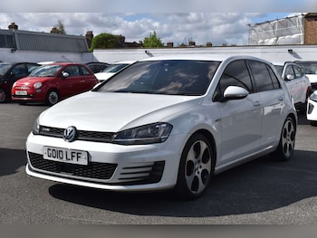 Used Volkswagen Golf 2015 for sale - 78341052: Photo
