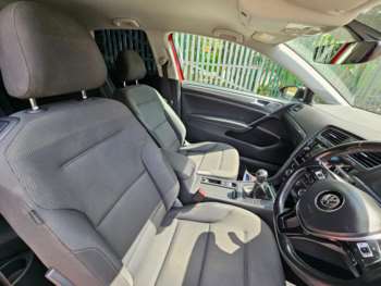 Used Volkswagen Golf 2018 for sale - 75157304: Photo