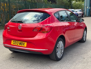 Used Vauxhall Astra 2013 for sale - 78593975: Photo