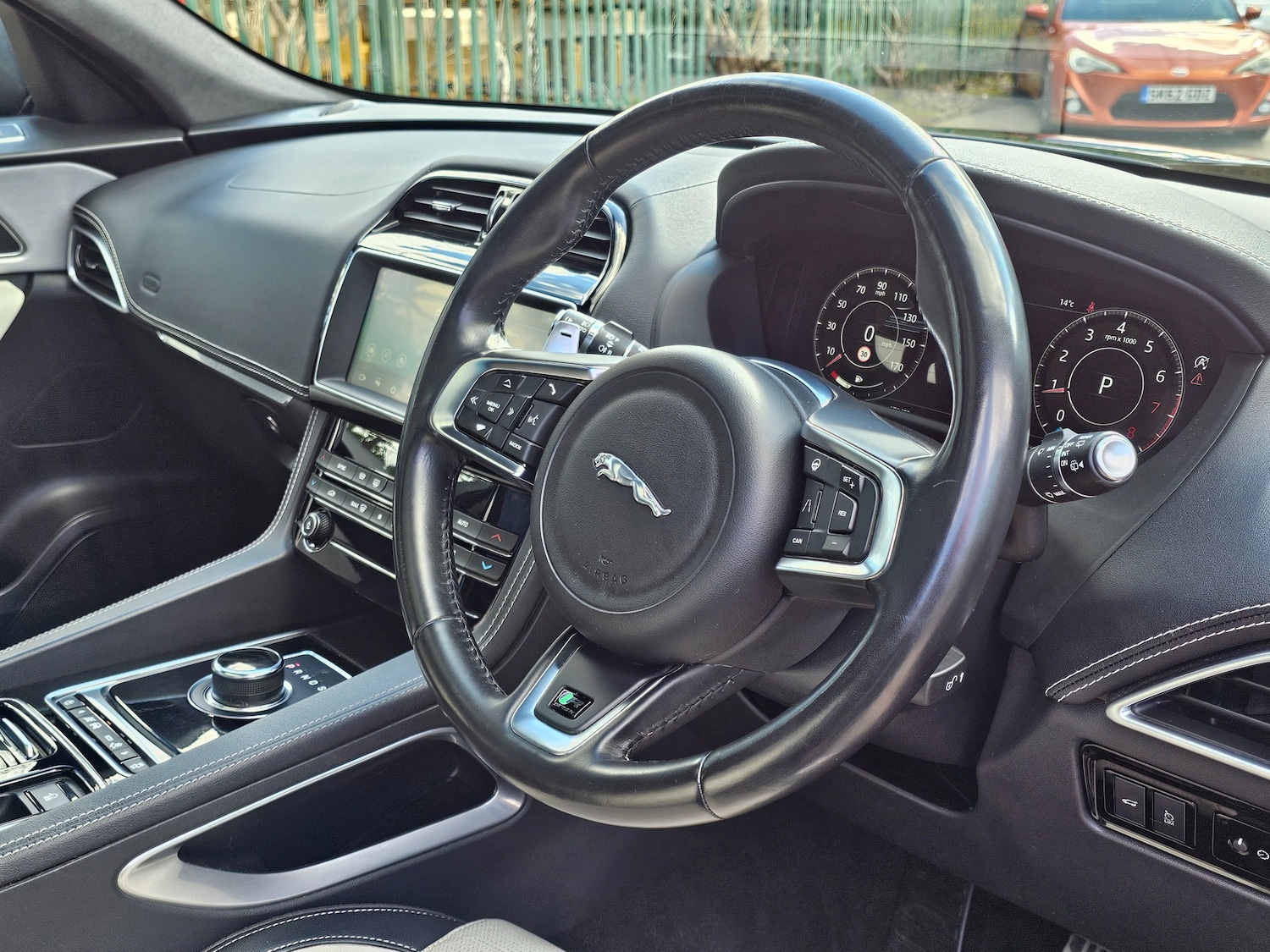 Used Jaguar F-Pace 2018 for sale - 78069729: Photo 19