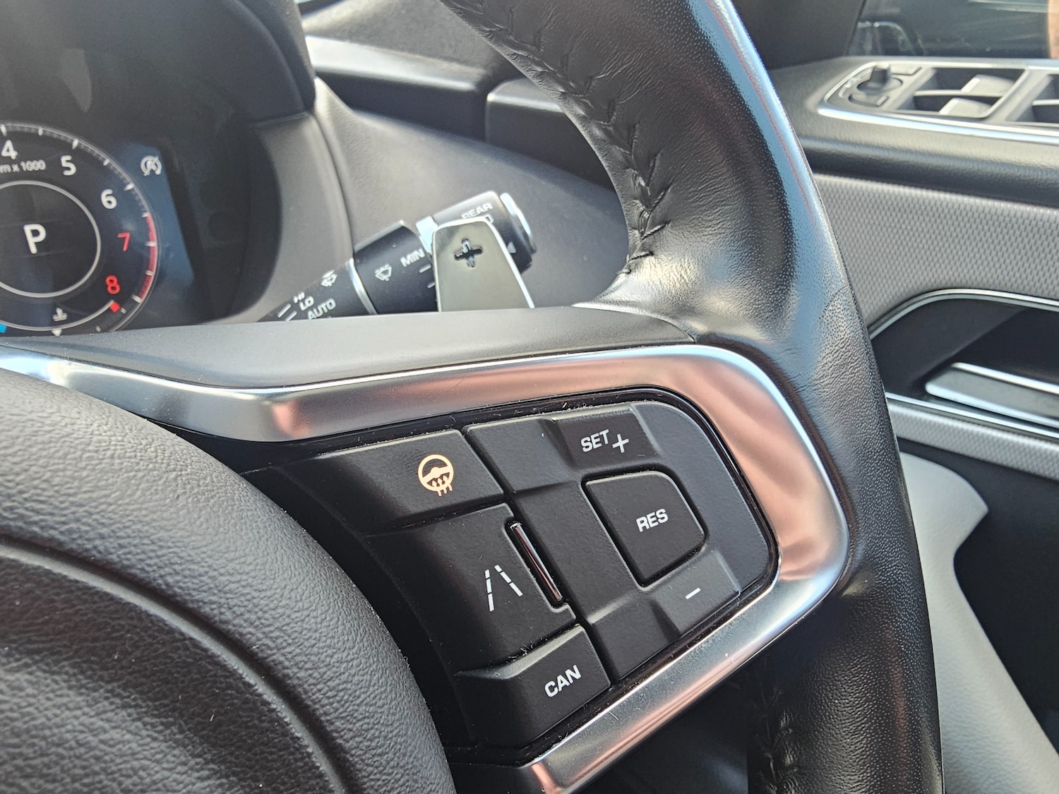 Used Jaguar F-Pace 2018 for sale - 78069729: Photo 22