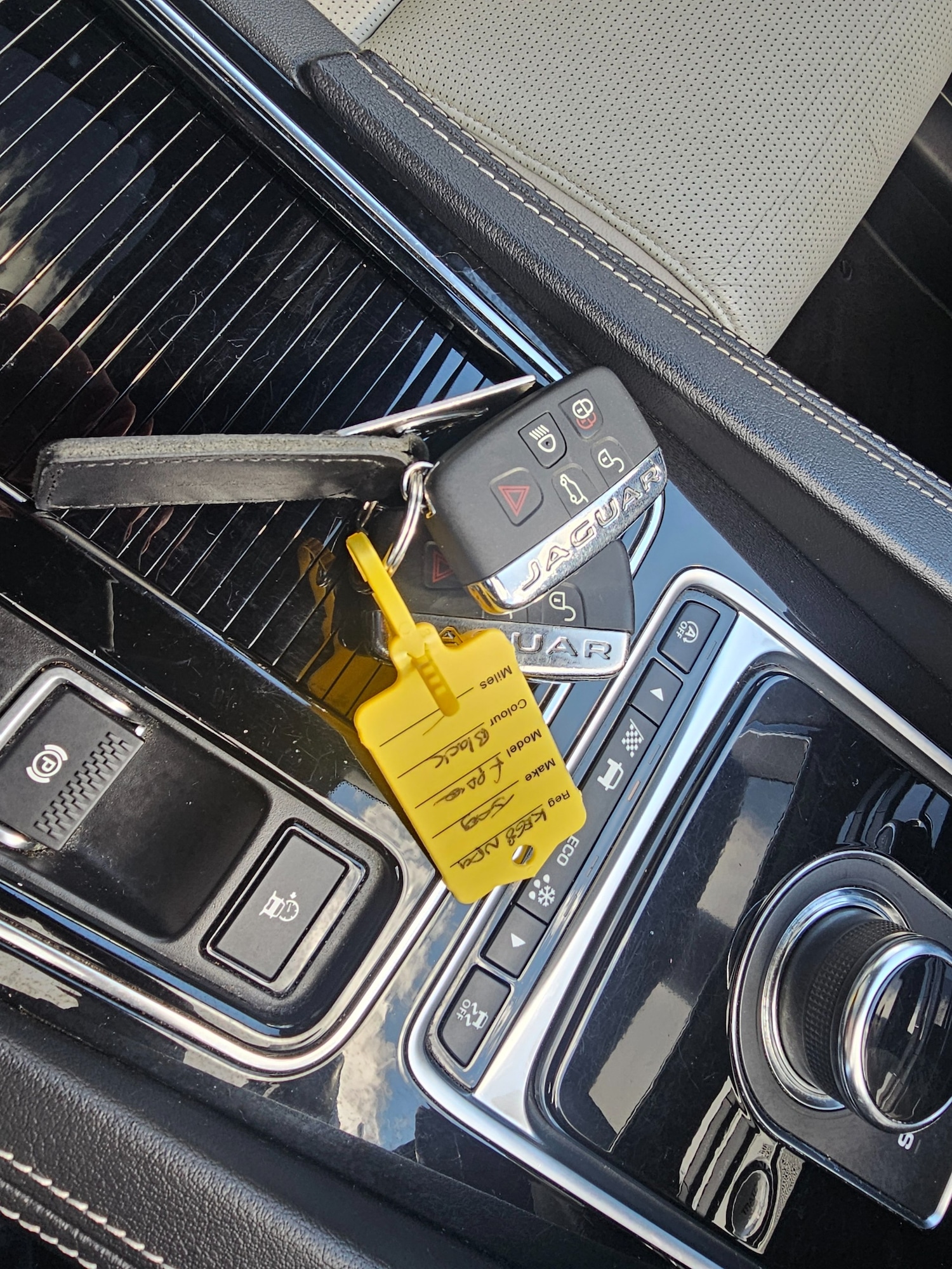 Used Jaguar F-Pace 2018 for sale - 78069729: Photo 29