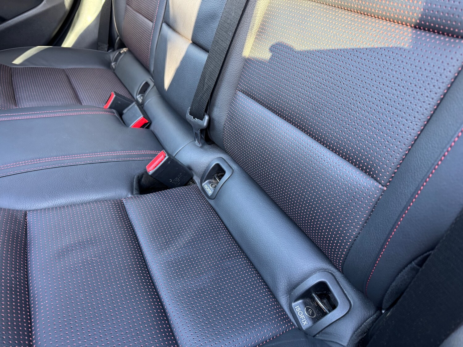 Used Mercedes-Benz GLA 2016 for sale - 76545986: Photo 28