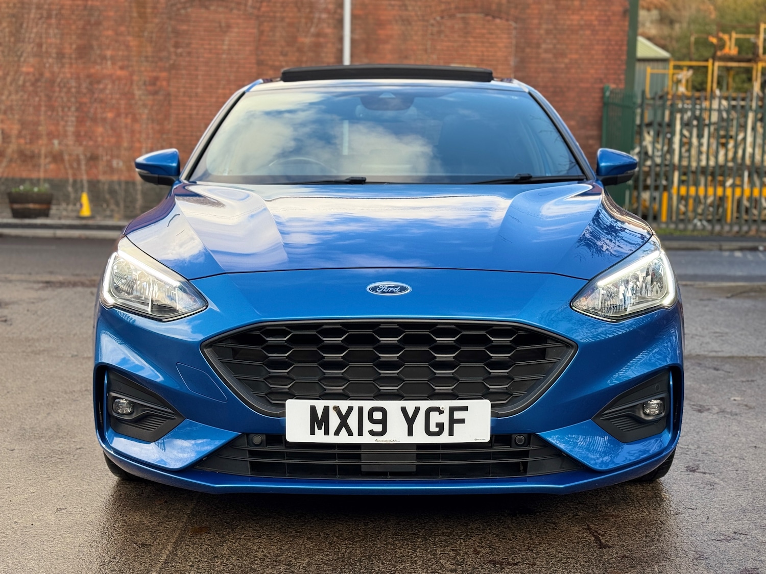 Used Ford Focus 2019 for sale - 76711972: Photo 2