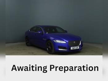 2019 (19) - 2.0d Portfolio Saloon 4dr Diesel Auto AWD Euro 6 (s/s) (180 ps)
