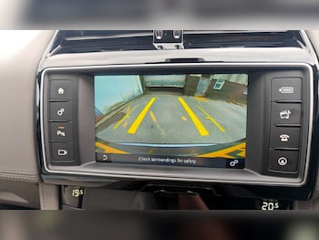 Used Jaguar F-Pace 2016 for sale - 76557811: Photo