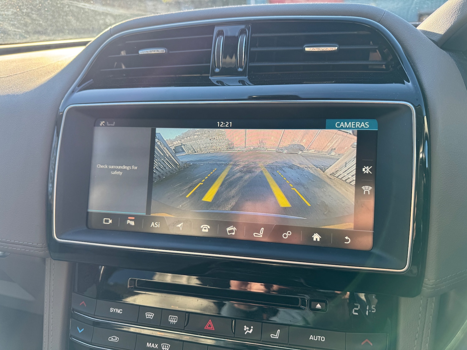 Used Jaguar F-Pace 2018 for sale - 76697797: Photo 10