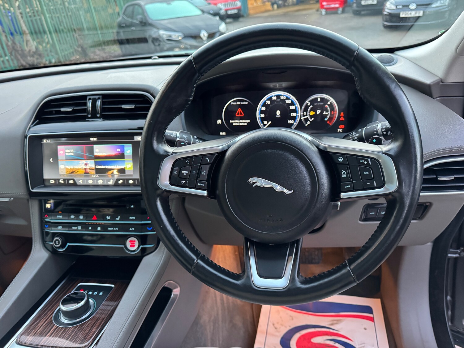 Used Jaguar F-Pace 2018 for sale - 76697797: Photo 14