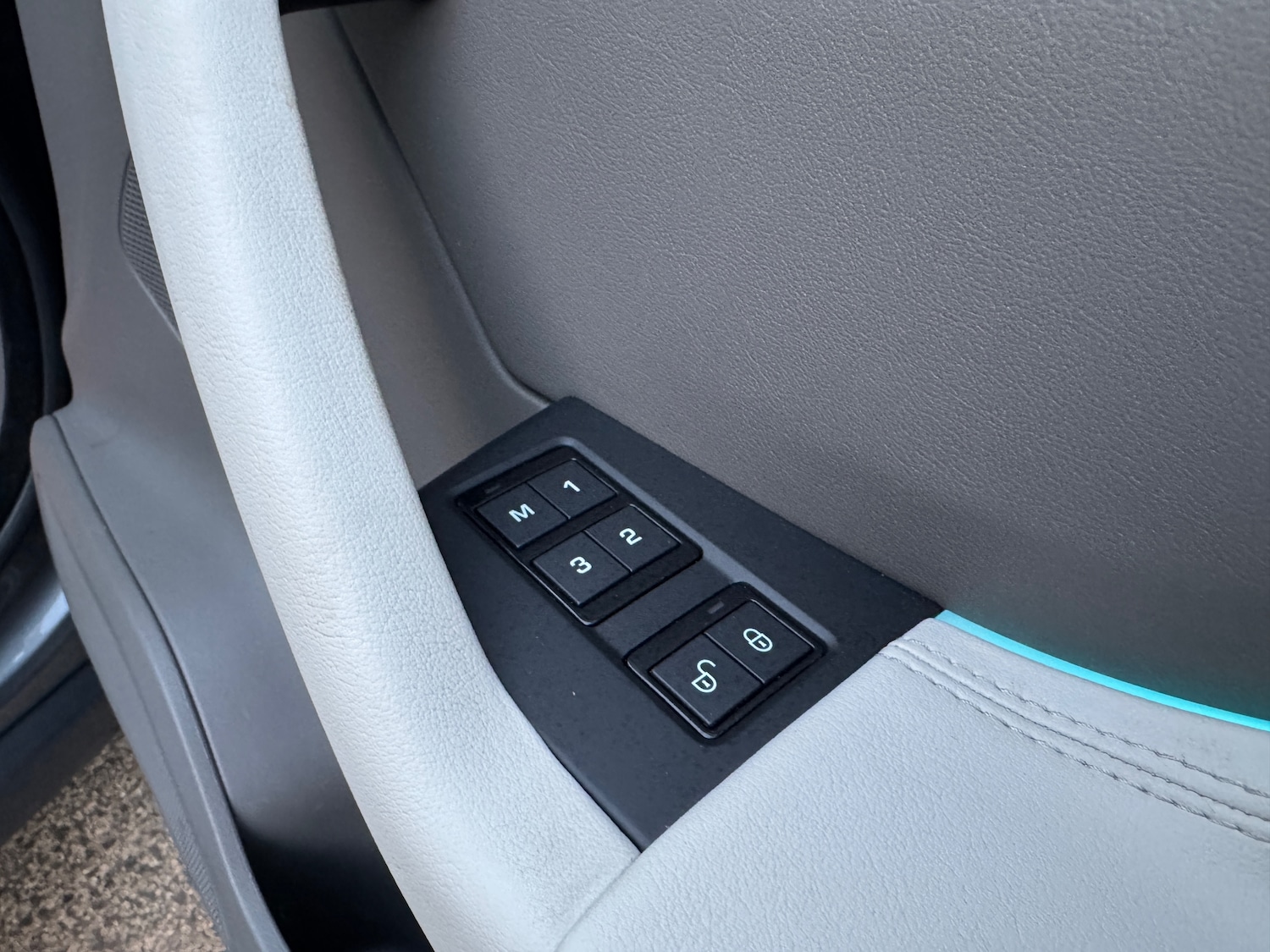 Used Jaguar F-Pace 2018 for sale - 76697797: Photo 17