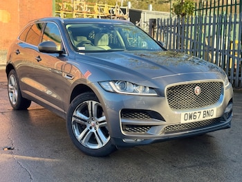 Used Jaguar F-Pace 2018 for sale - 76697797: Photo