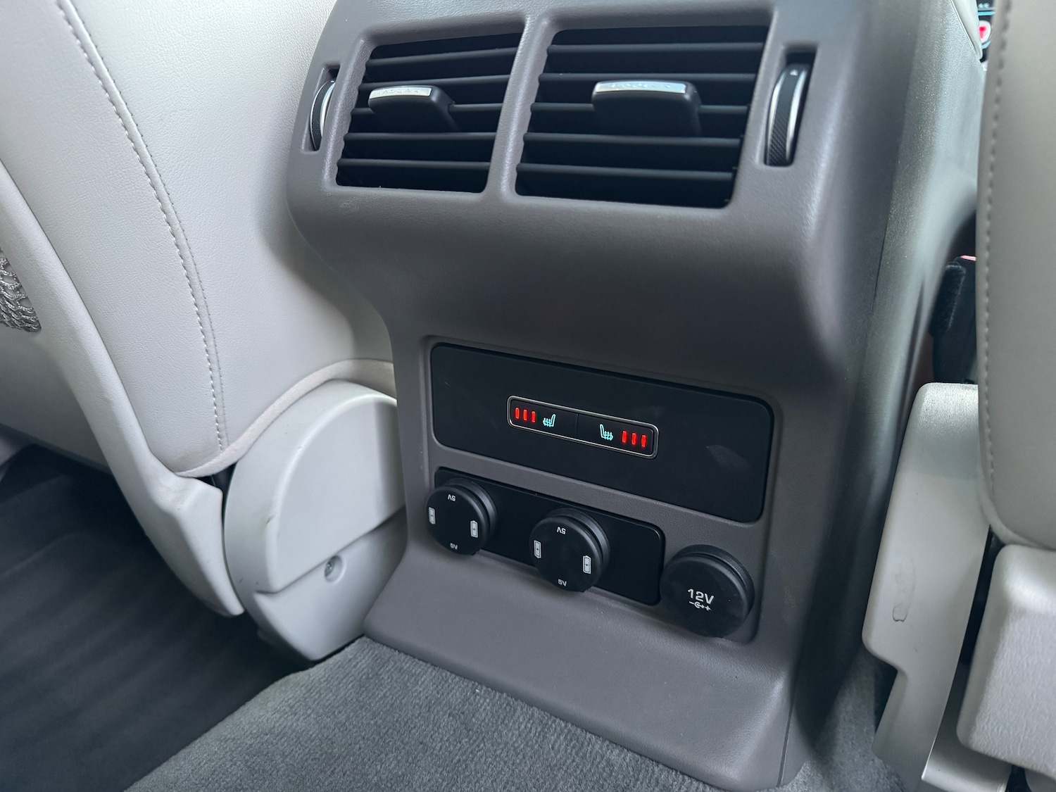 Used Jaguar F-Pace 2018 for sale - 76697797: Photo 22