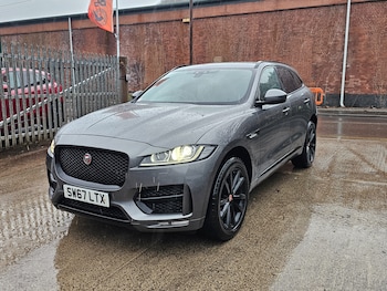 Used Jaguar F-Pace 2018 for sale - 77207576: Photo