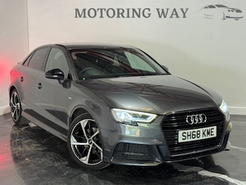 Used Audi A3 2018 for sale - 79010520: Photo