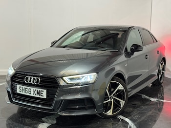 Used Audi A3 2018 for sale - 79010520: Photo