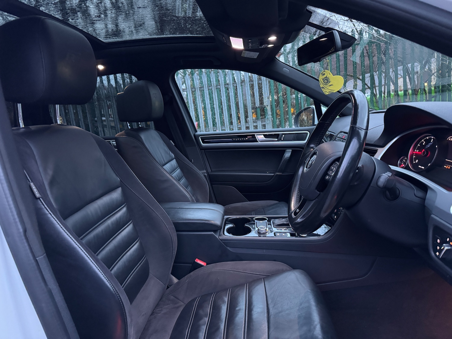 Used Volkswagen Touareg 2016 for sale - 77301670: Photo 5