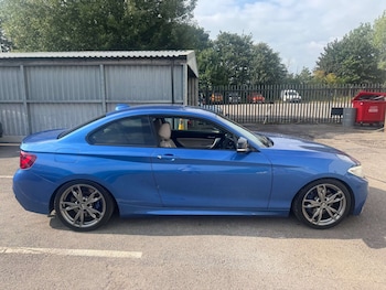 Used BMW 2 Series 2014 for sale - 75524752: Photo