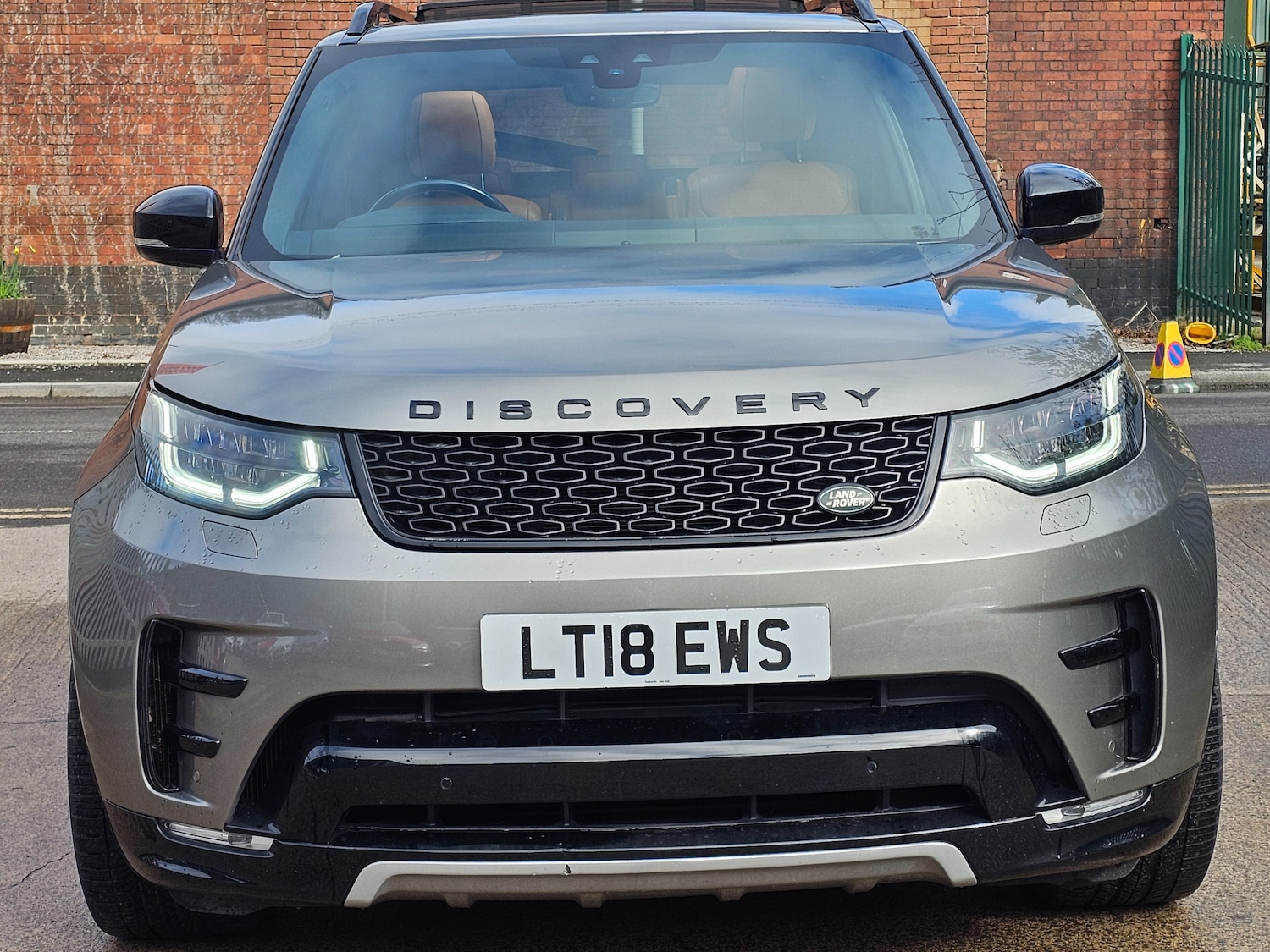 Used Land Rover Discovery 2018 for sale - 77692027: Photo 2