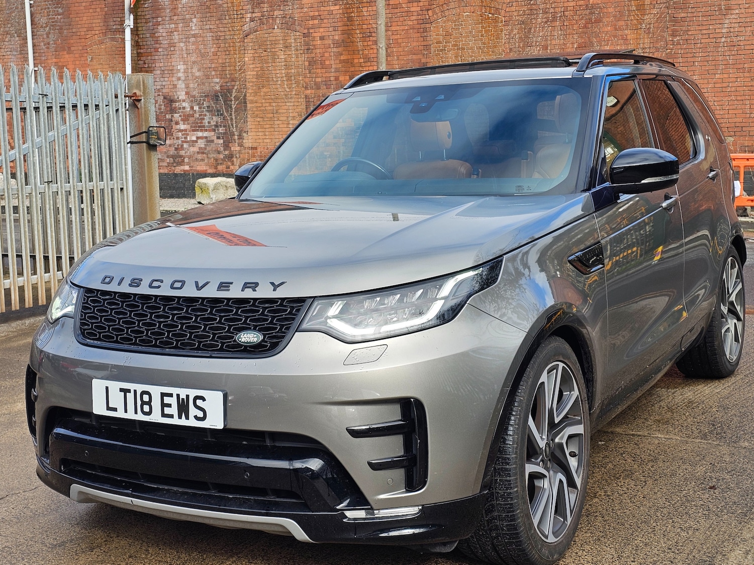 Used Land Rover Discovery 2018 for sale - 77692027: Photo 3